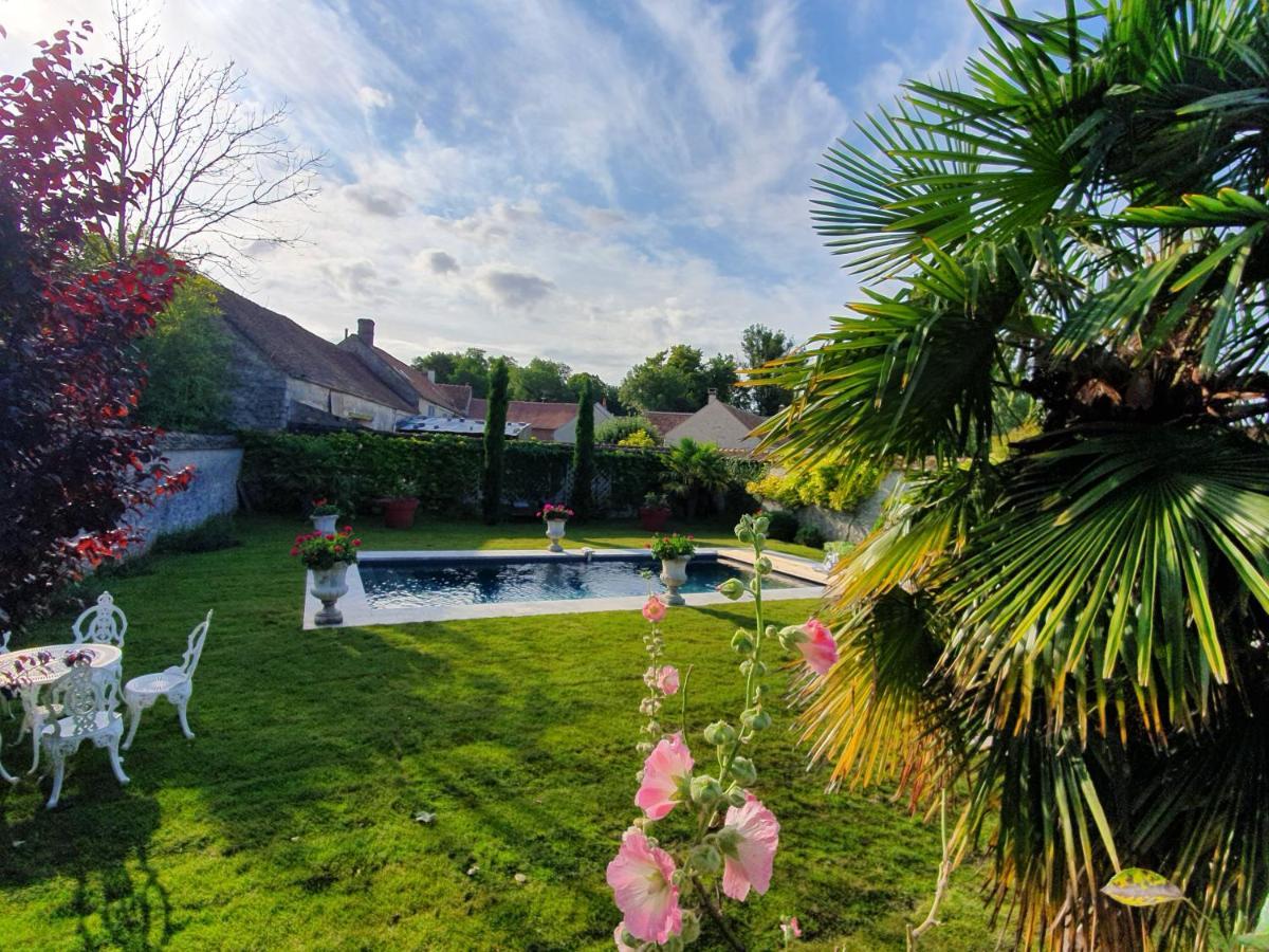Bed and Breakfast Les Glycines à Ury Extérieur photo